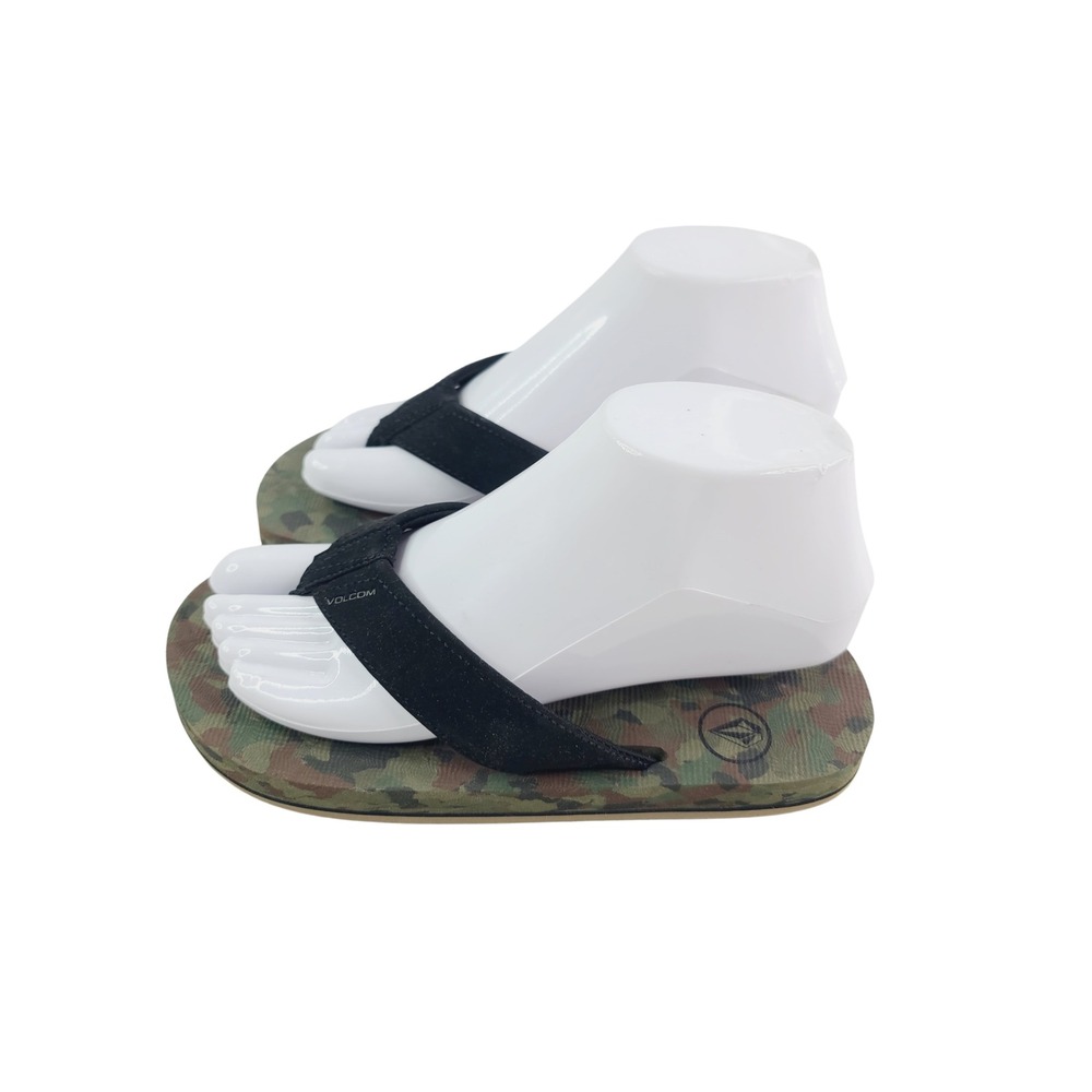 Volcom Brand Camo‎ Flip-Flops, For Boys Size 5, Black Color.